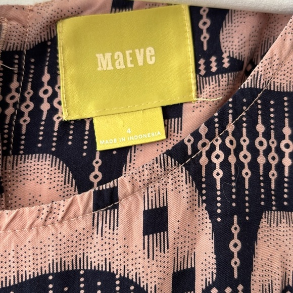 Anthropologie Maeve Zola Bear Print Shift Dress Pink & Blue Animal Print Size 4 - Picture 2 of 11